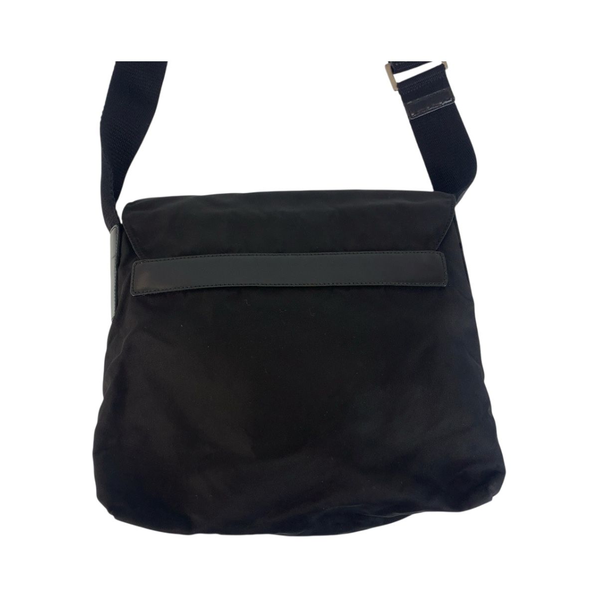 プラダ メッセンジャーバッグ ショルダーバッグ 三角プレート 斜め掛け テスート 楽天市場】【中古】良品 PRADA プラダ 三角ロゴ プレート ナイロン