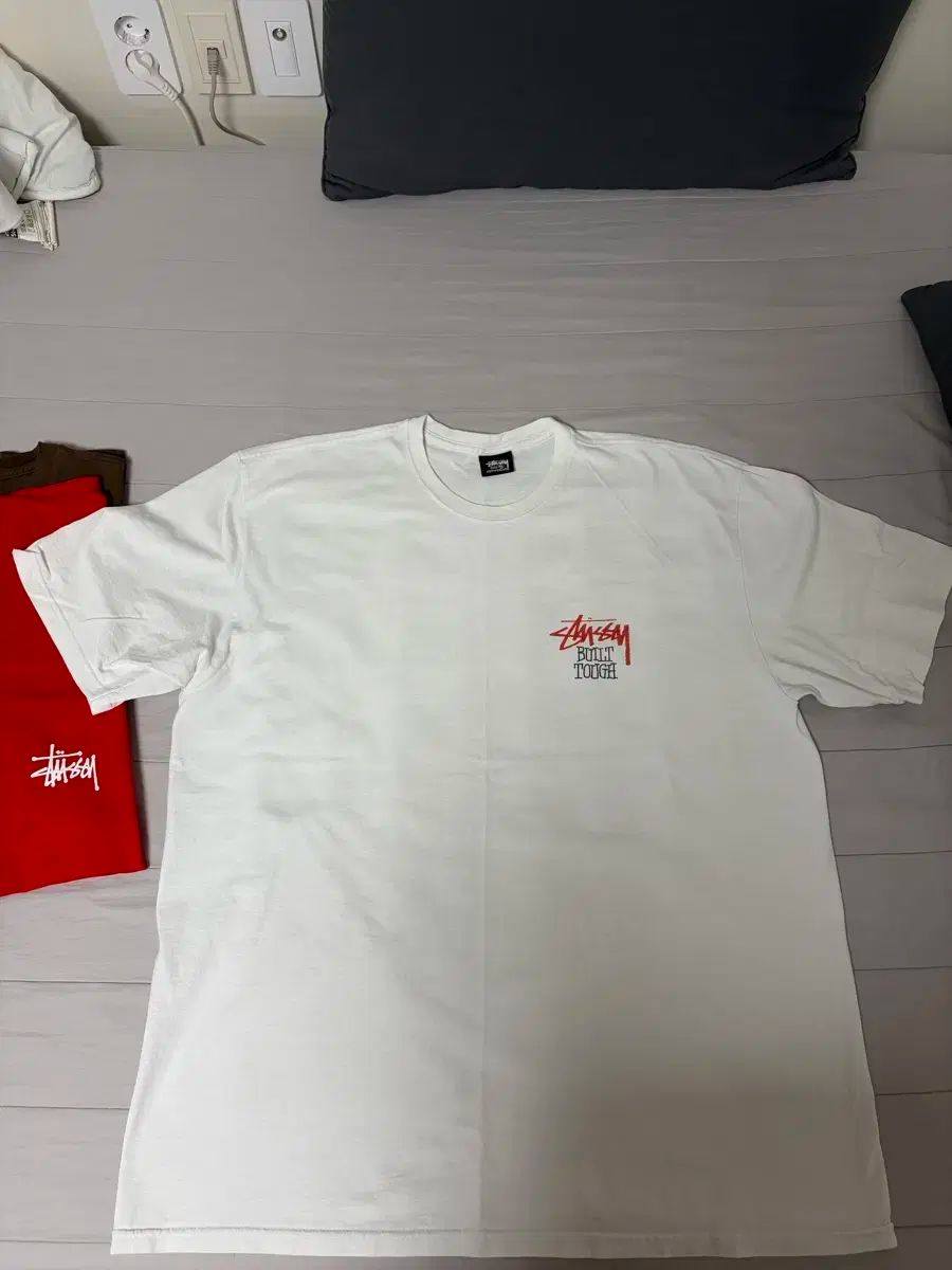 STUSSY STUSSY(ステューシー) ビルト タフ Tシャツ 白 XL ビルト タフ 