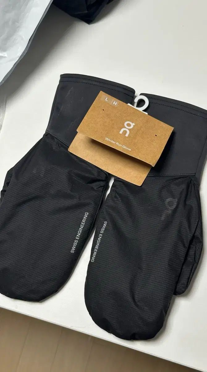 オン ランニング手袋 L ラージ ウィンターラン グローブ