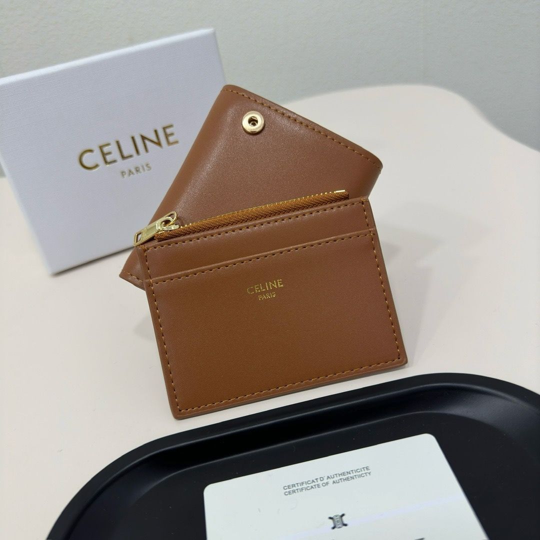 CELINE ブラウン三つ折り財布 中古・古着通販】CELINE (セリーヌ) 3つ折り財布 ブラウン×ブラック