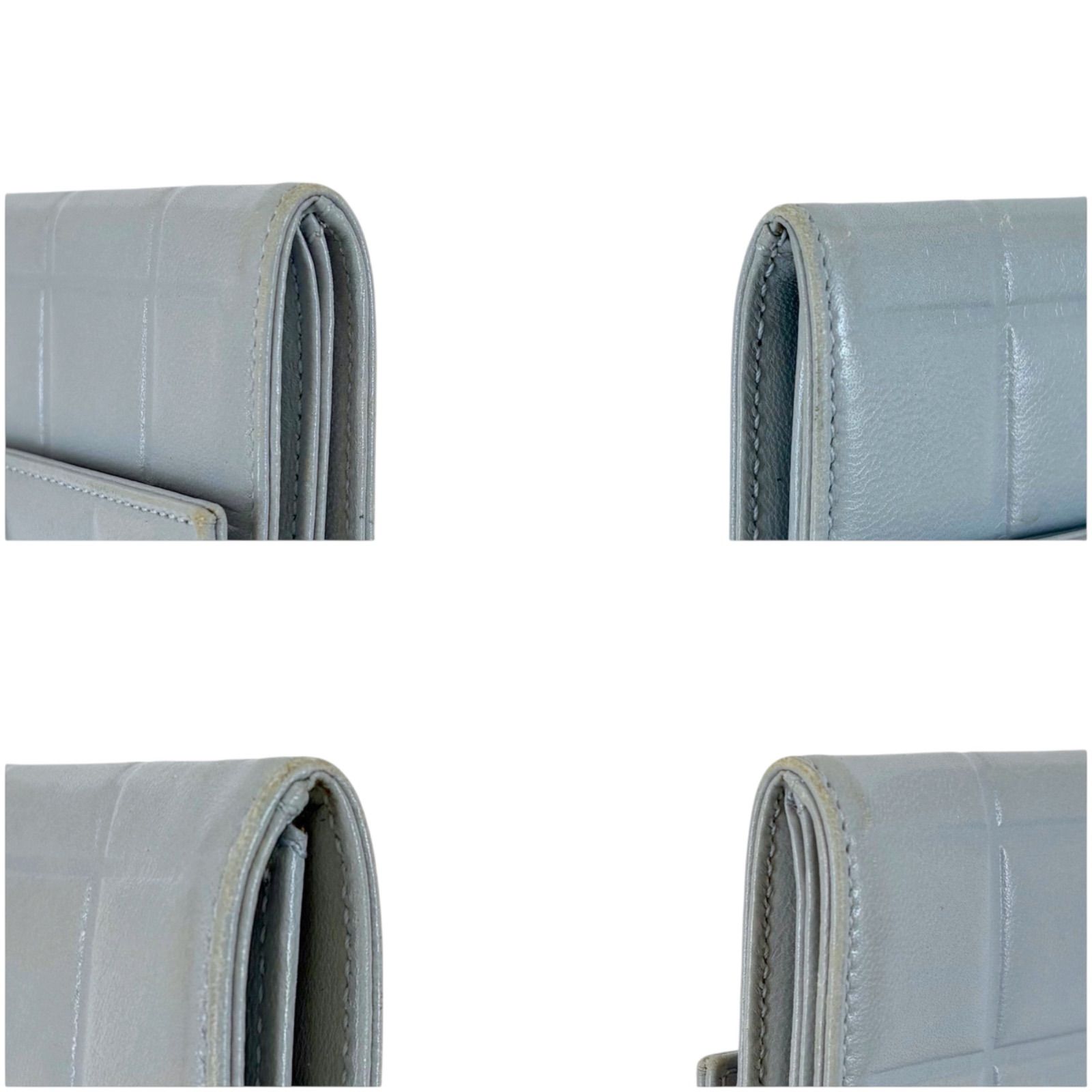 CHANEL チョコバー　コンパクト財布 CHANEL シャネル チョコバー ゴールド金具 二つ折り財布（小銭入れあり