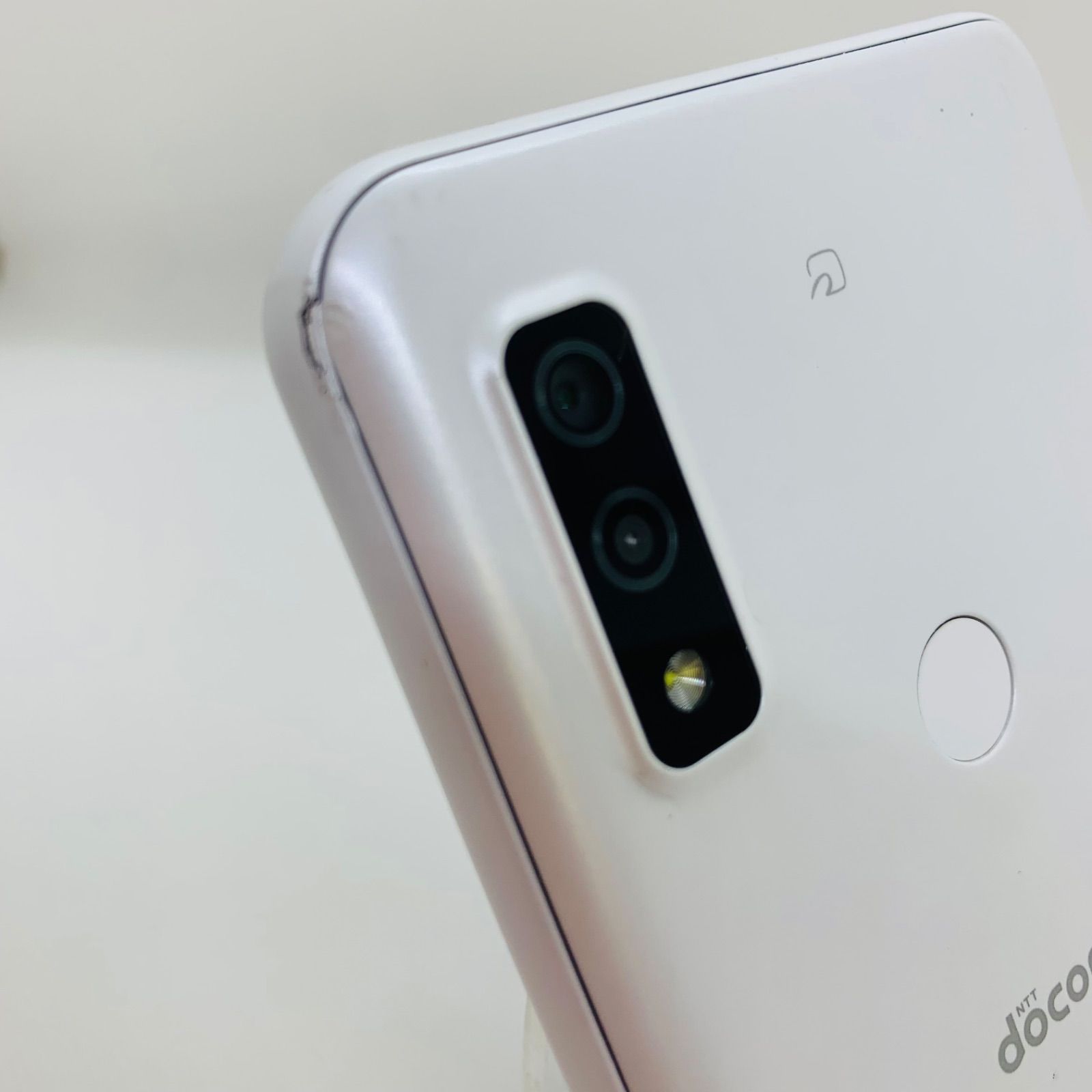 ☆【訳あり品】docomo arrows We 64GB F-51B ホワイト - メルカリ