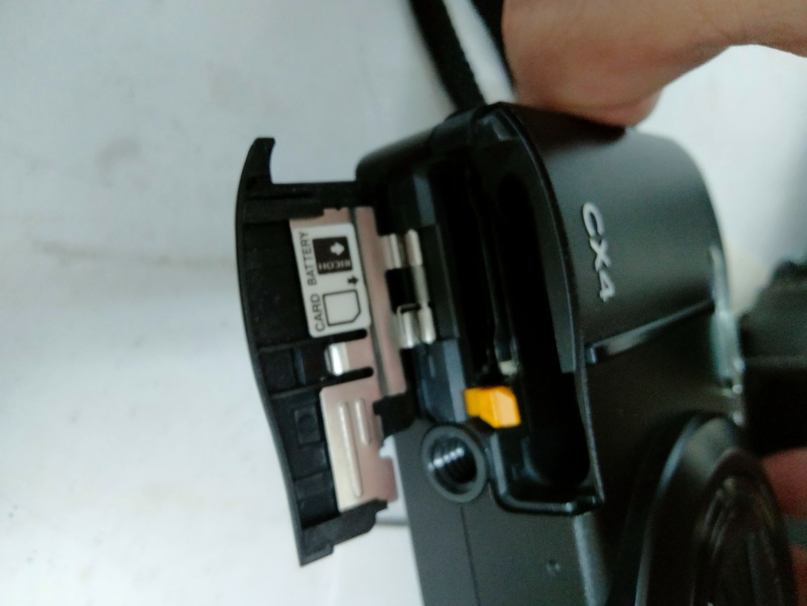 RICOH CX4 コンパクトデジタルカメラ ブラック 1000万画素 通電起動