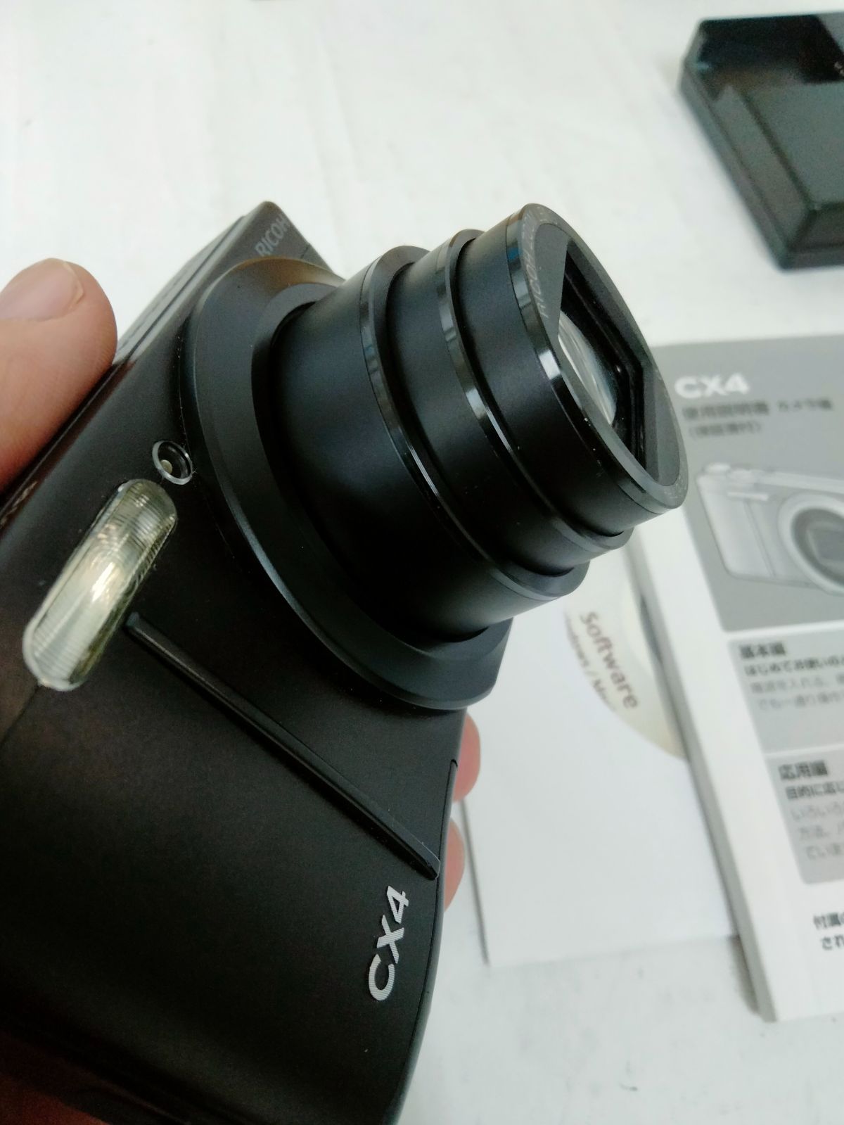 RICOH CX4 コンパクトデジタルカメラ ブラック 1000万画素 通電起動