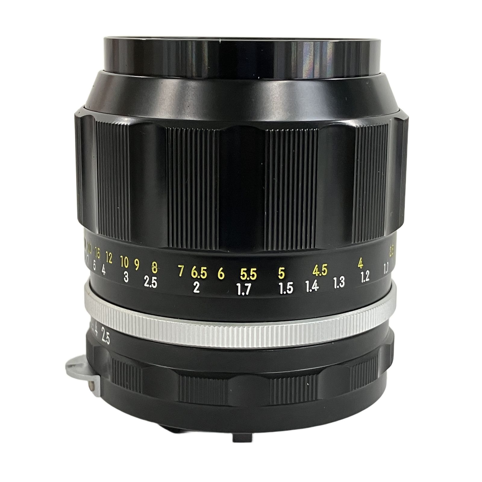 Nikon NIKKOR-P・C Auto 105mm F2.5 中望遠 単焦点レンズ Fマウント