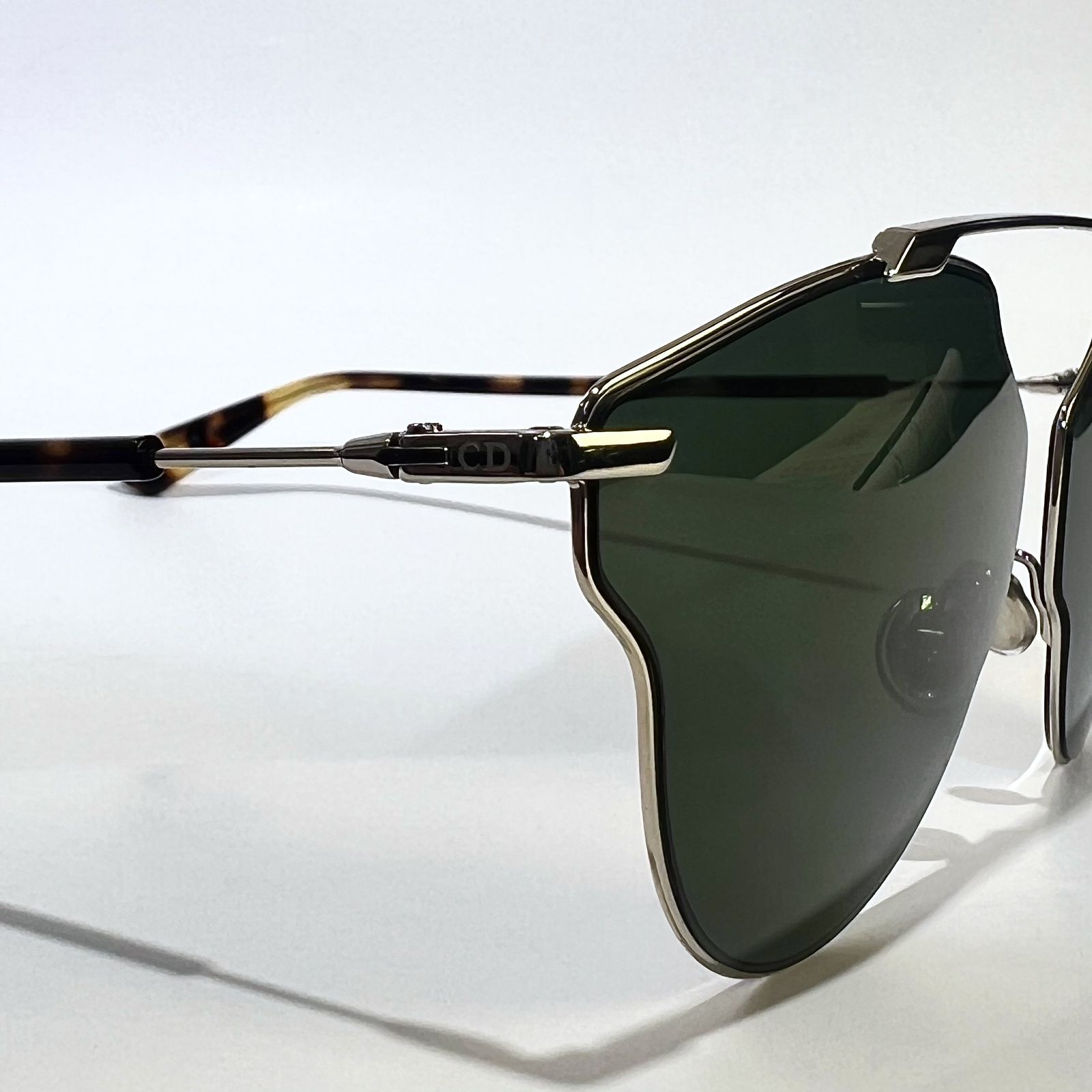 Dior ディオール サングラス DIORSOREALPOP 3YG/QT シルバー グリーン