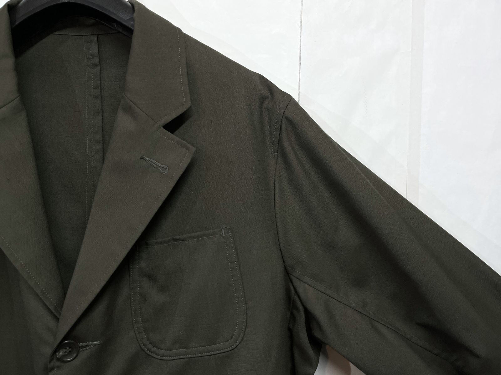 テーラードジャケット