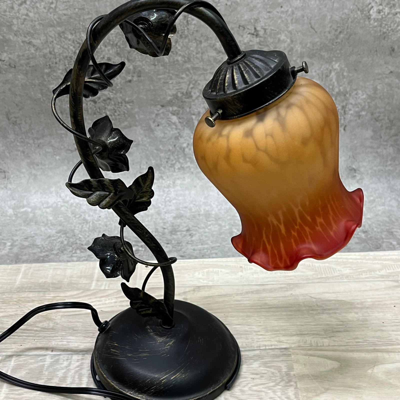 hii出品です。馬型ランプスタンド 2灯式ジャンク＋テレホンベンチ hii様専用出品です。馬型ランプスタンド 2灯式ジャンク＋テレホン