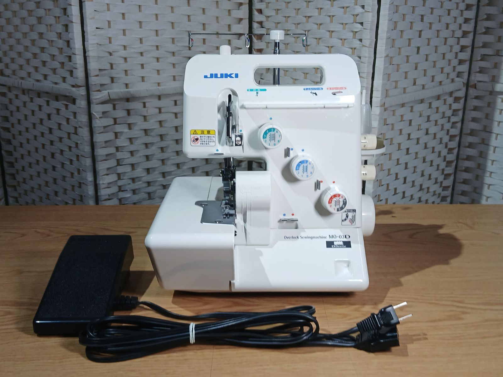 美品 JUKI ジューキ 1本針3本糸差動送り付き オーバーロックミシン MO 