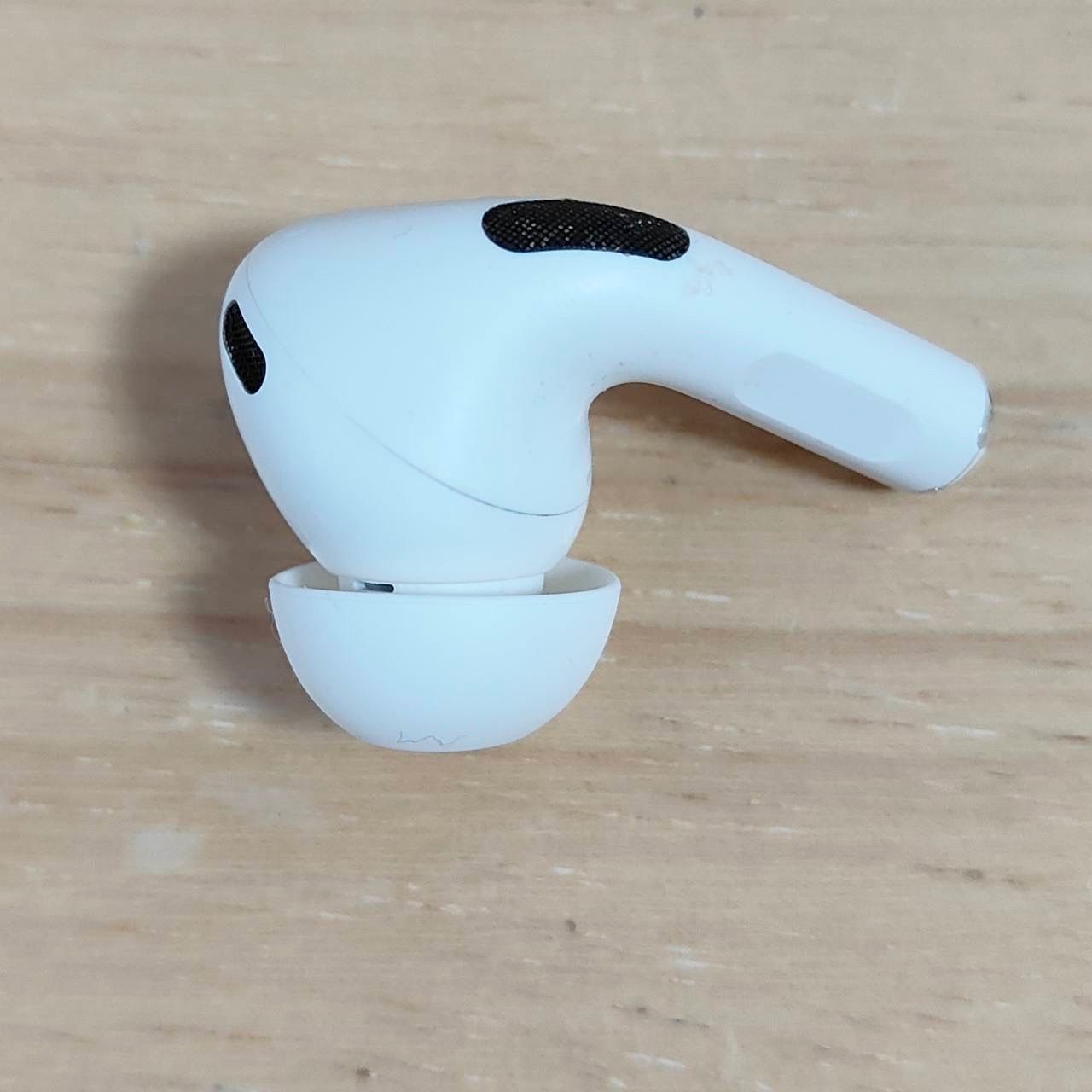 Apple AirPods Pro 2世代 片耳 L 片方 左耳 Cランク - メルカリ