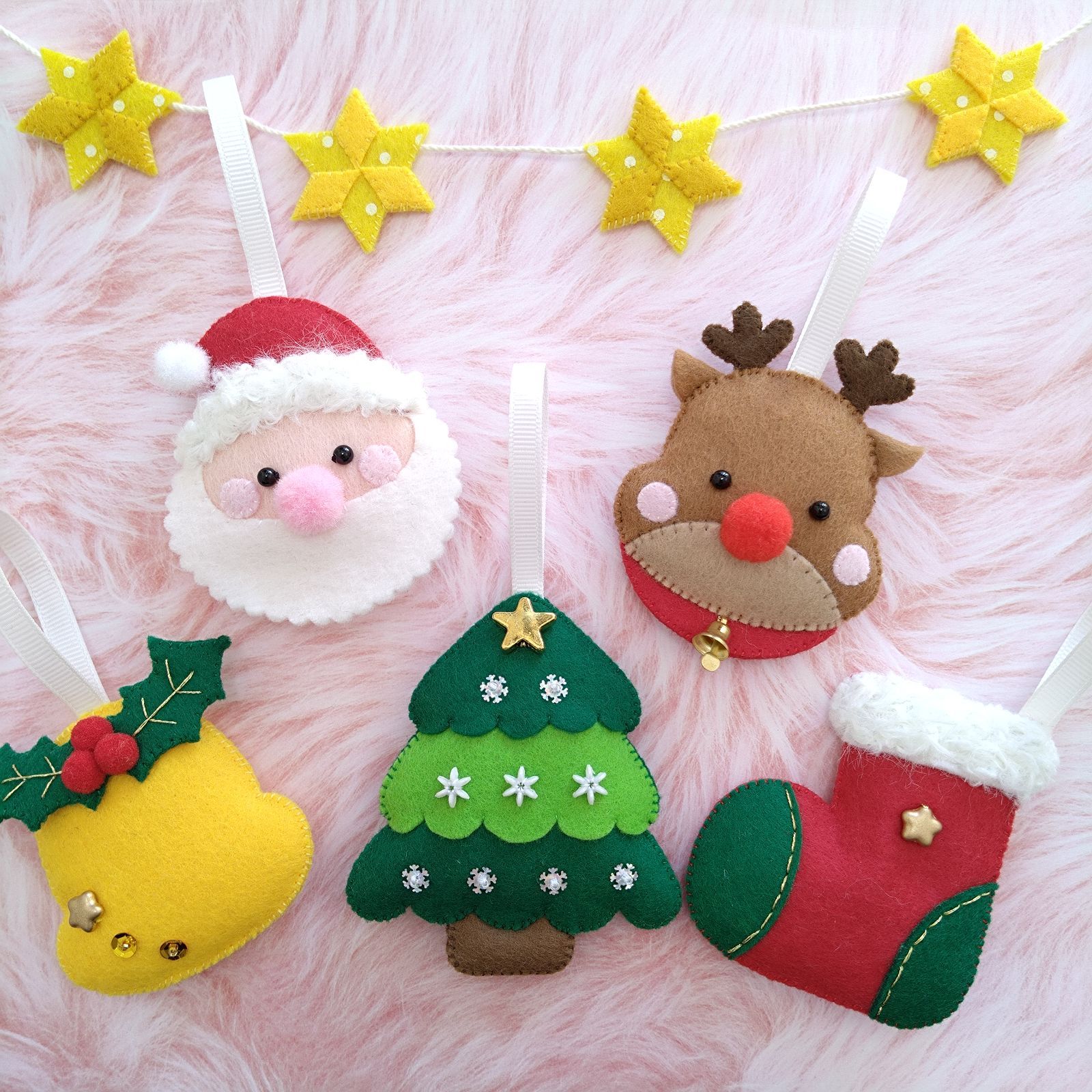 クリスマスガーランド(サンタさんバージョン) - メルカリ