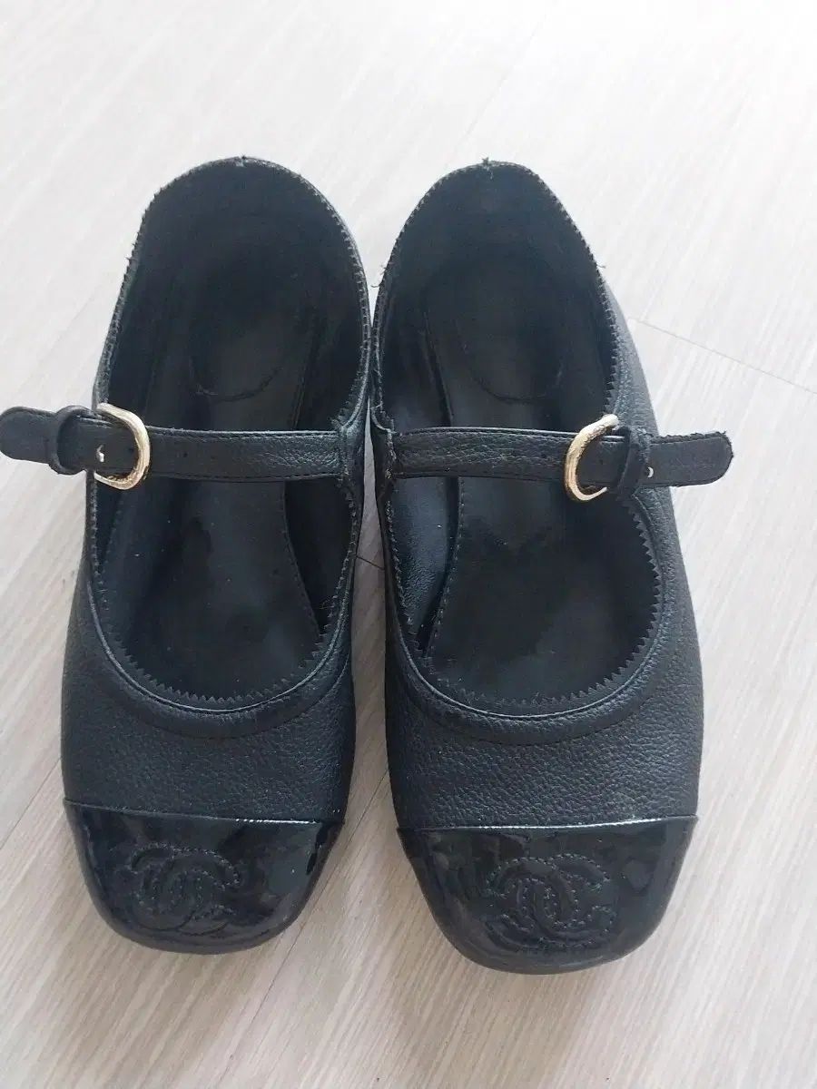 23.5cmサイズ ブラック シャネル Mary Jane フラットシューズ - メルカリ