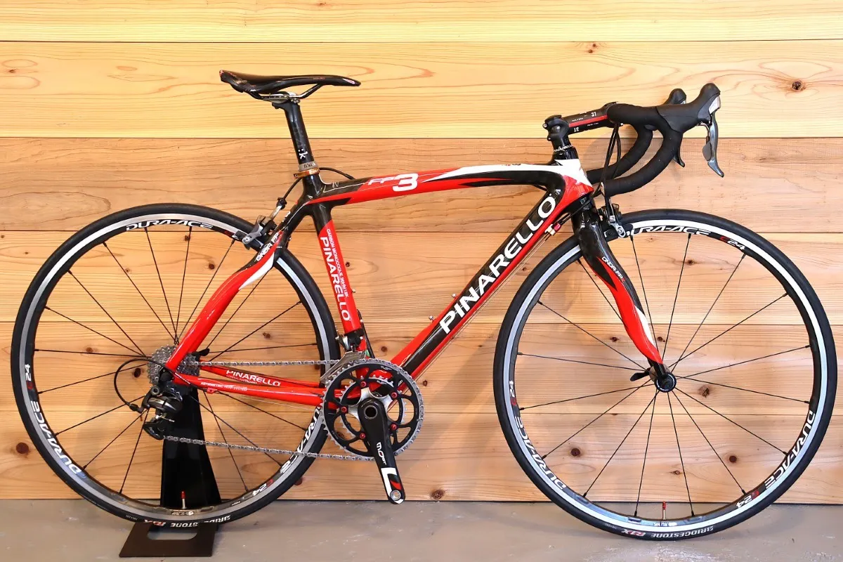 PINARELLO 「ピナレロ」 FP3 CARBON 2009年モデル ロードバイク PINARELLO 「ピナレロ」 FP3 CARBON 2009年モデル ロードバイク