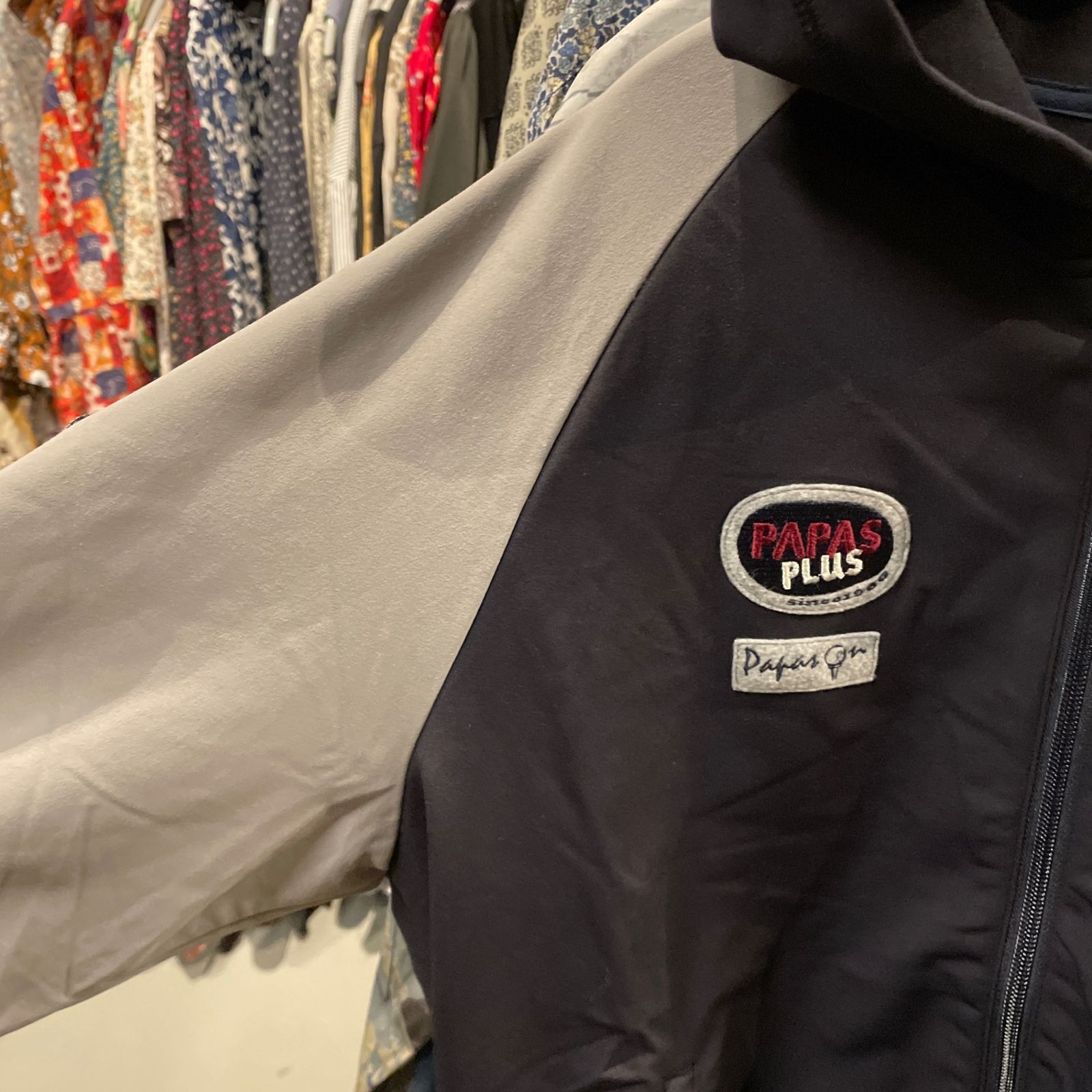 papas plus パパスプラス パーカー ジップアップ ワッペン ゴルフ