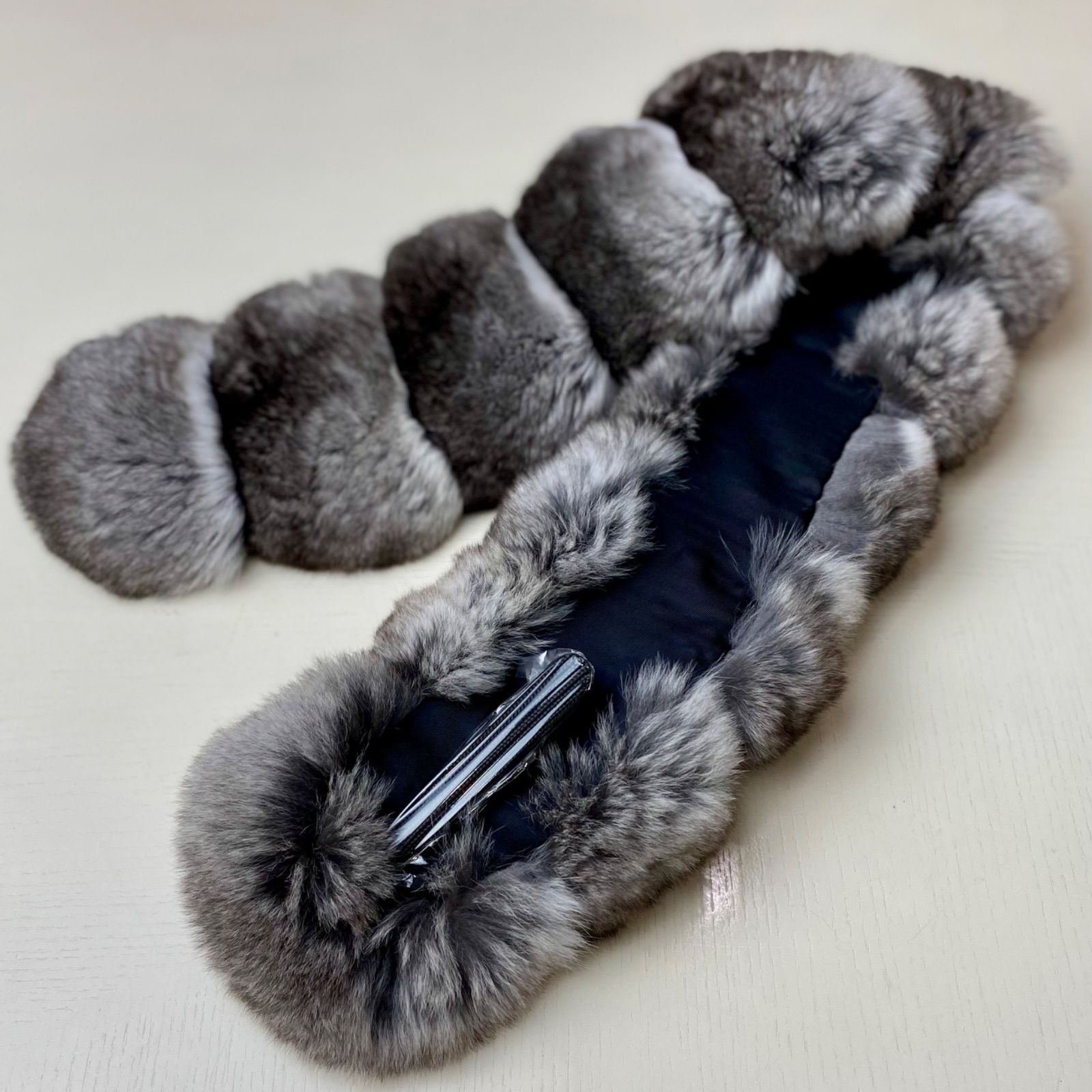 格安！！ CHINCHILLA チンチラ マフラー 日本製 新品【グレー】19