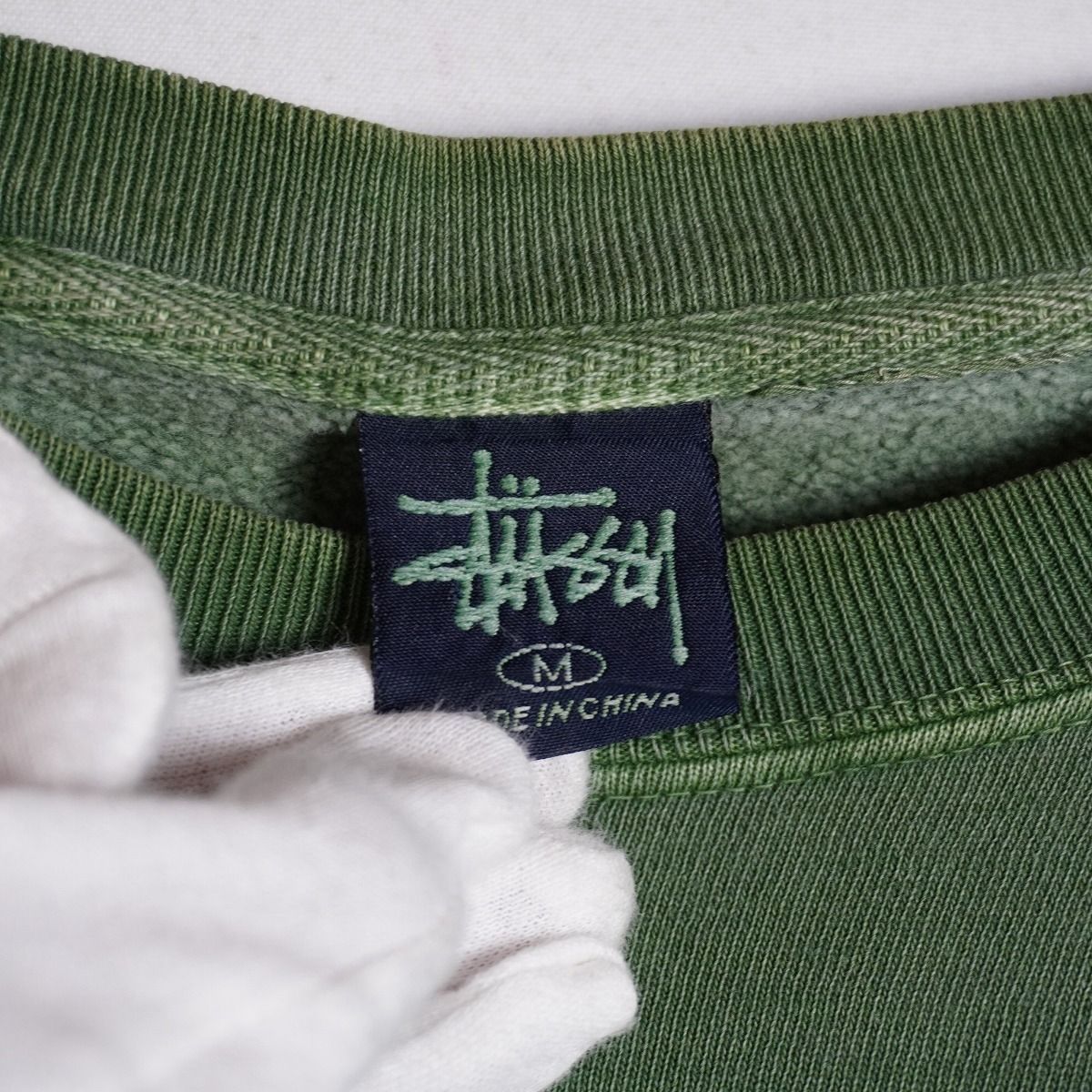 【スターデザイン、クラウンタグ】オールドステューシー古着スウェット緑パイルM位 スターデザイン、クラウンタグ】オールドステューシー古着スウェット緑