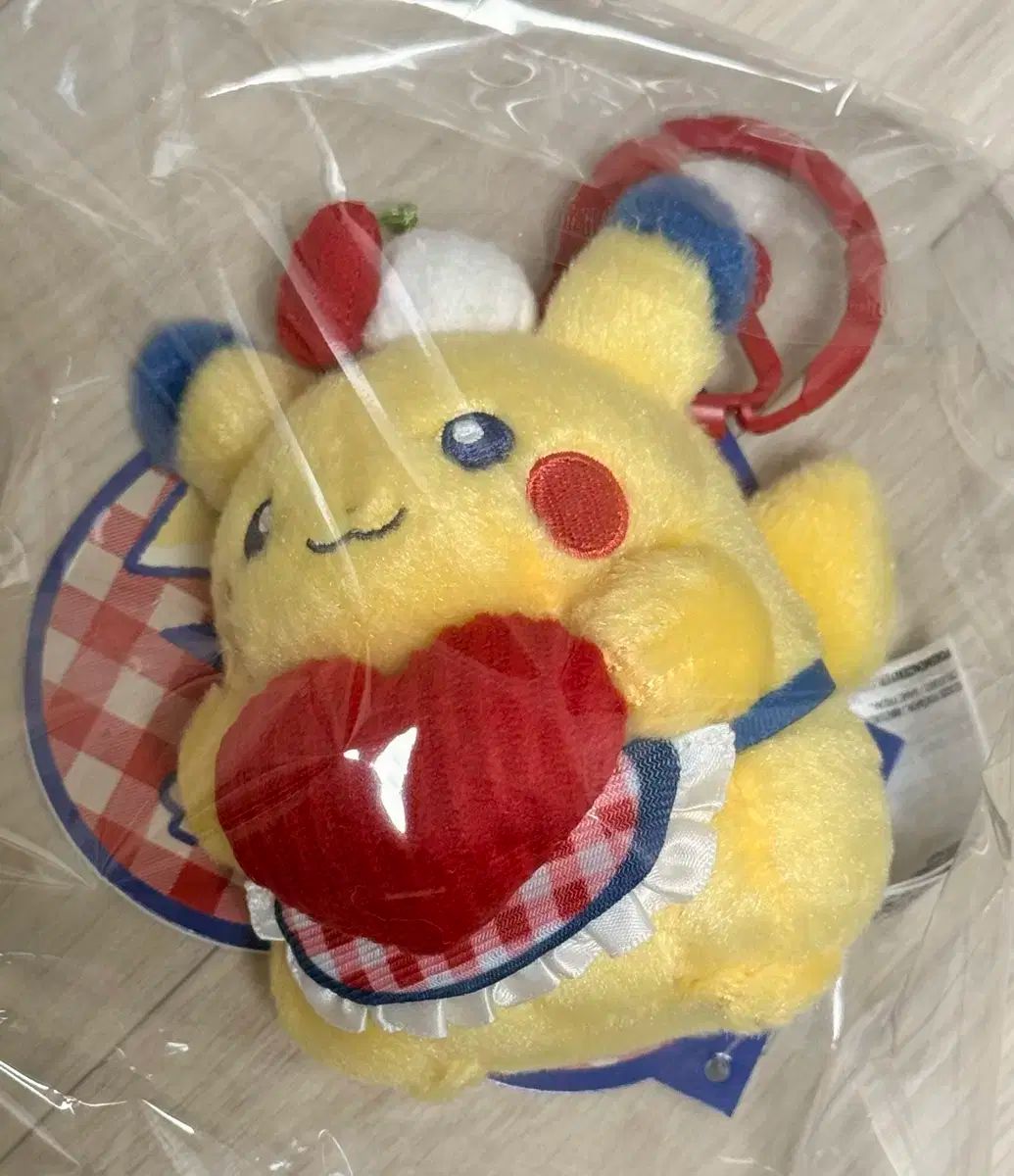 ダイナーピカチュウ ハートキーホルダー マスコット DINER PIKACHU