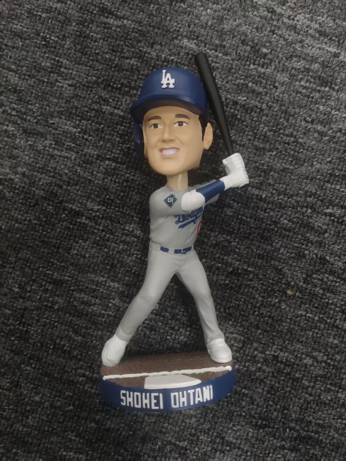 ドジャース大谷翔平ボブルヘッド 1700個限定配布 グレービジター