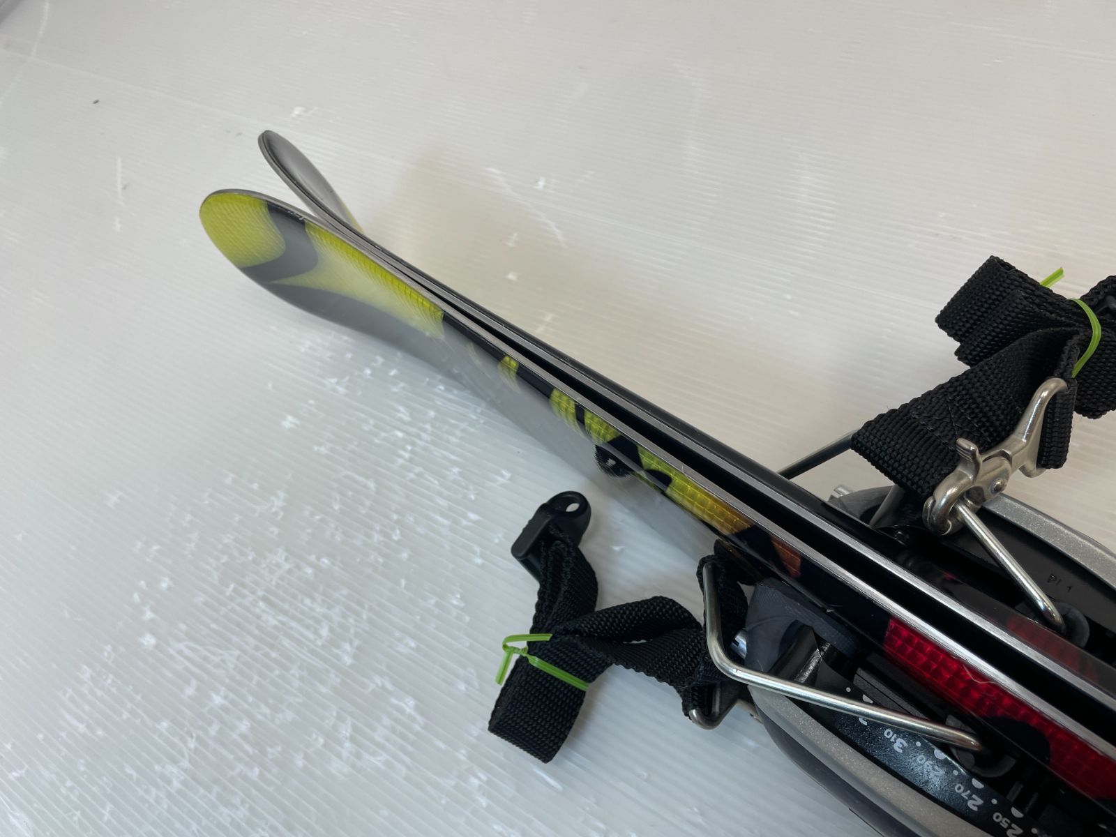 ◇ ショートスキー Salomon SBTEN アウトレット 99 cm + 固定式