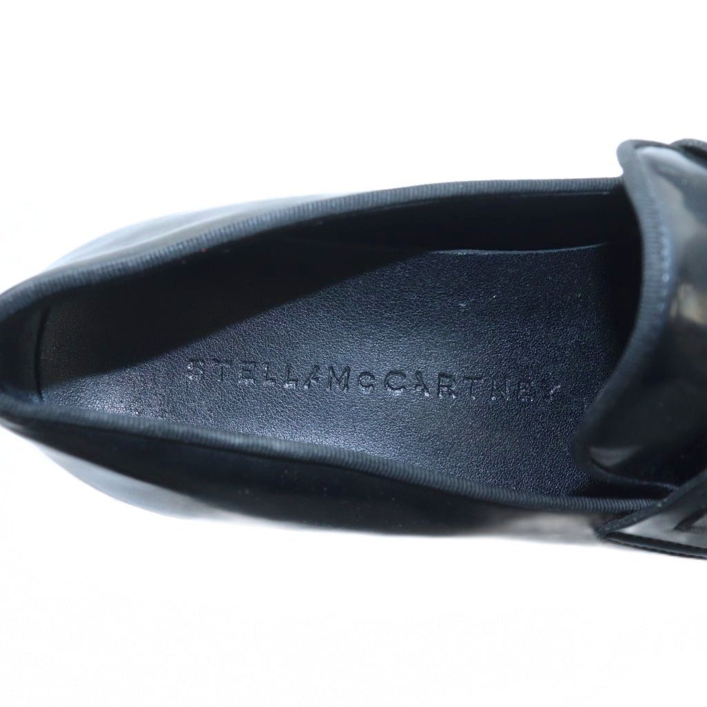 ビンクスローファー