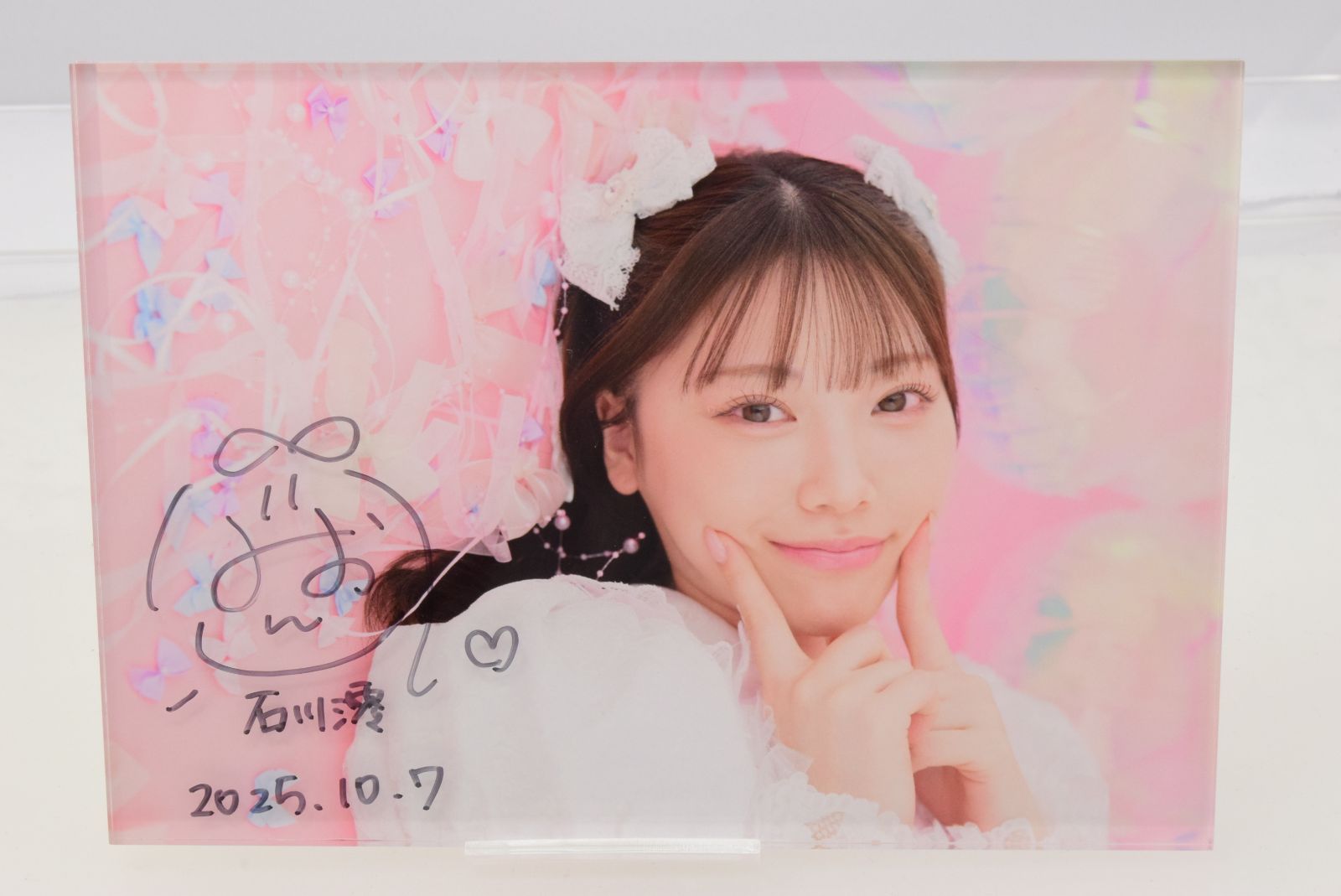 r-646☆良品☆石川澪アクリルスタンド サイン入り - メルカリ