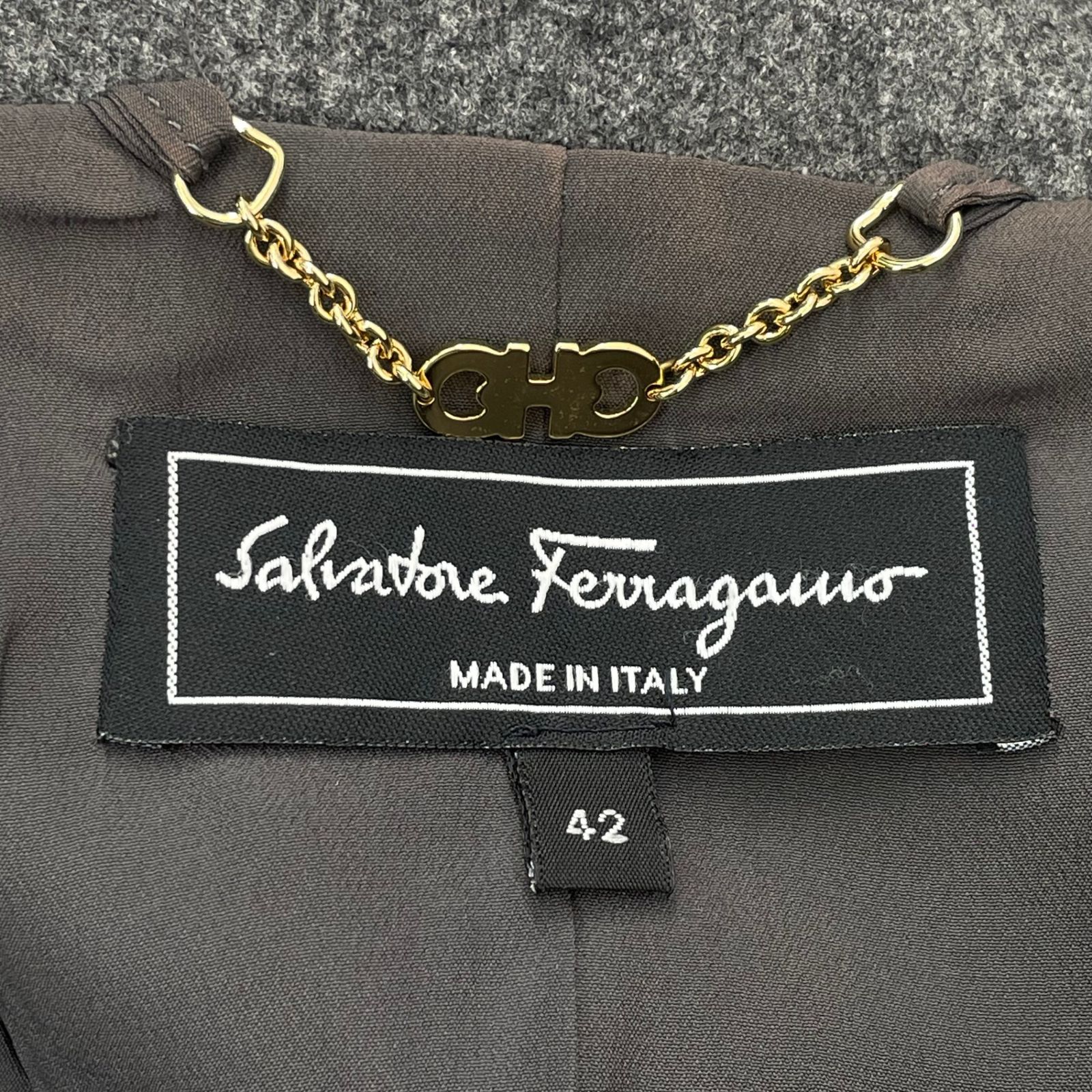 サルバトーレ フェラガモ ジャケットとパンツ 極美品 Salvatore Ferragamo サルヴァトーレ フェラガモ セットアップ
