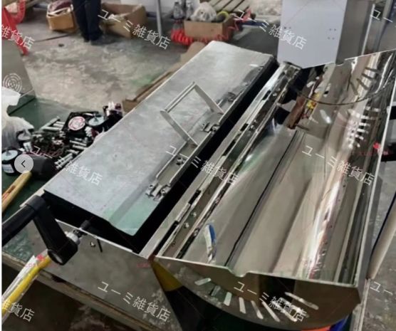 ベビーカステラ機　ガス式　業務用　45穴　中古　使用回数出店イベントにて1回のみ ベビーカステラ機 ガス式 業務用 屋台 飲食店 厨房用品 45穴 イベント