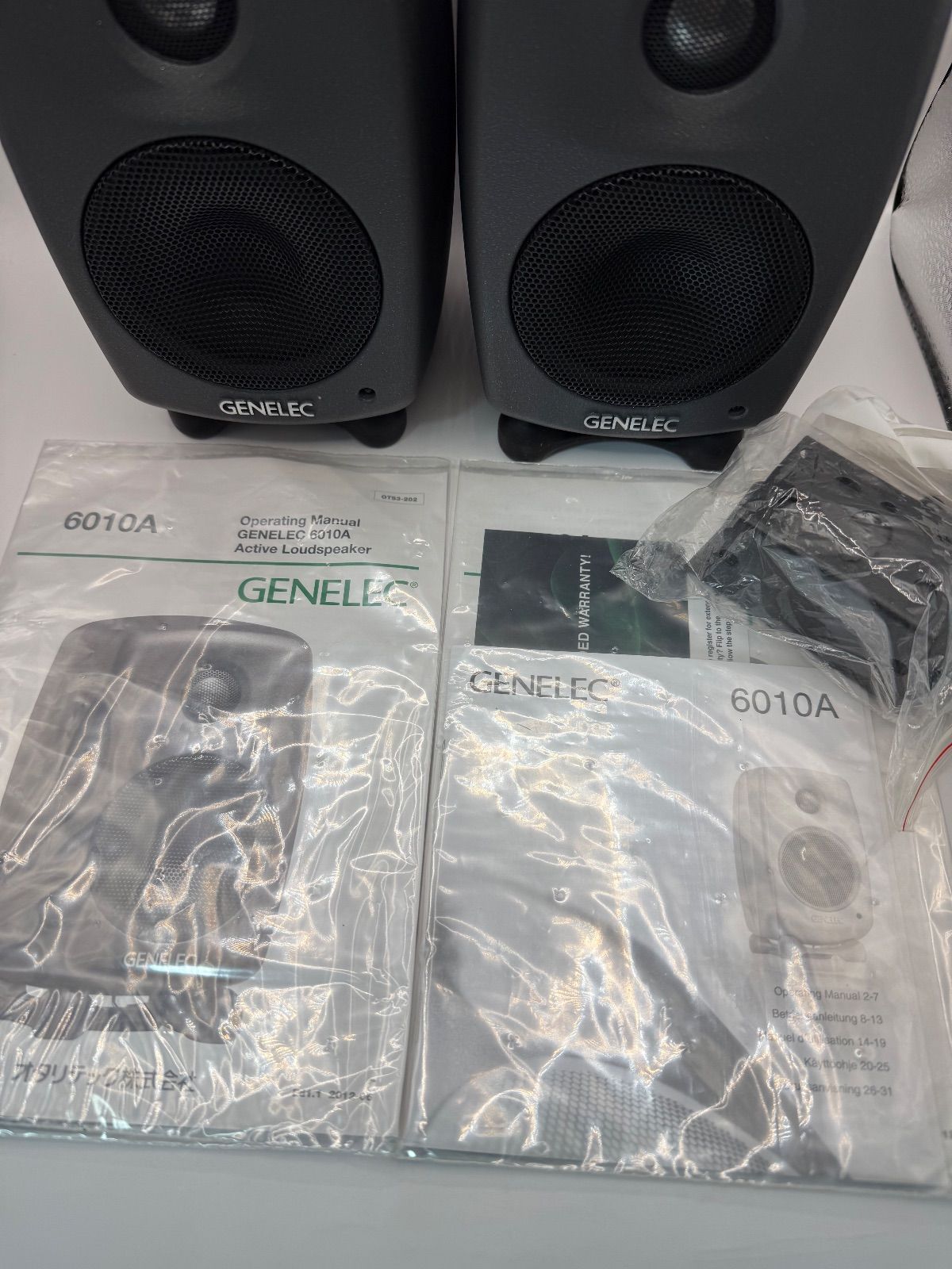 中古】GENELEC 6010A アクティブ スピーカー - メルカリ
