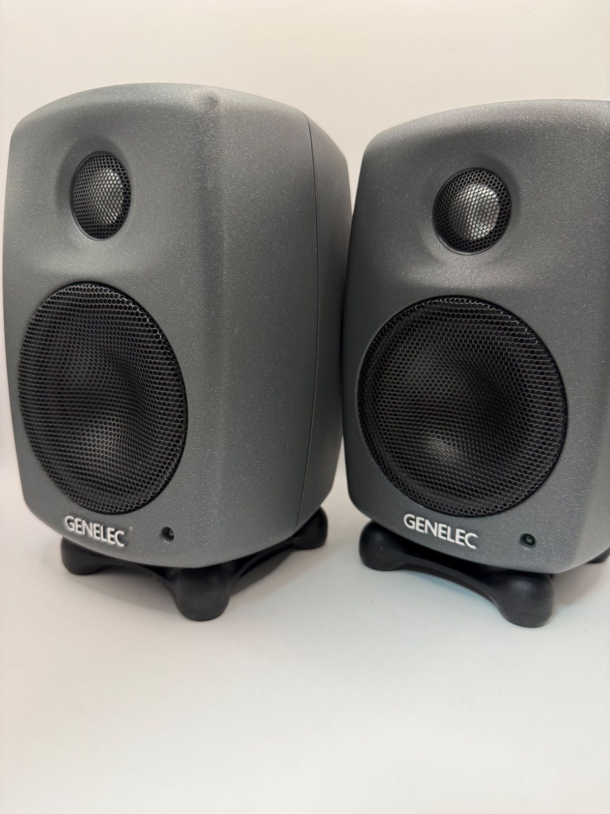 中古】GENELEC 6010A アクティブ スピーカー - メルカリ