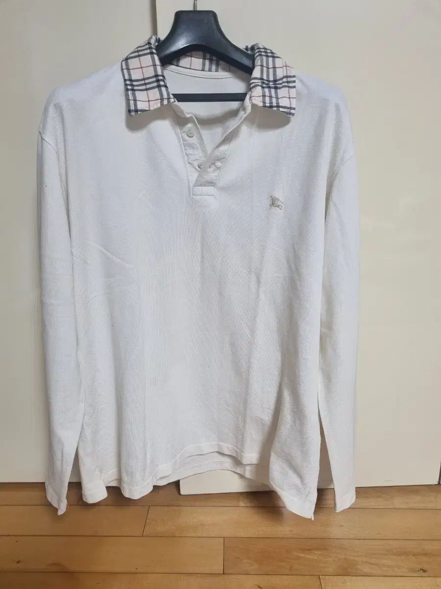 バーバリー Tシャツ