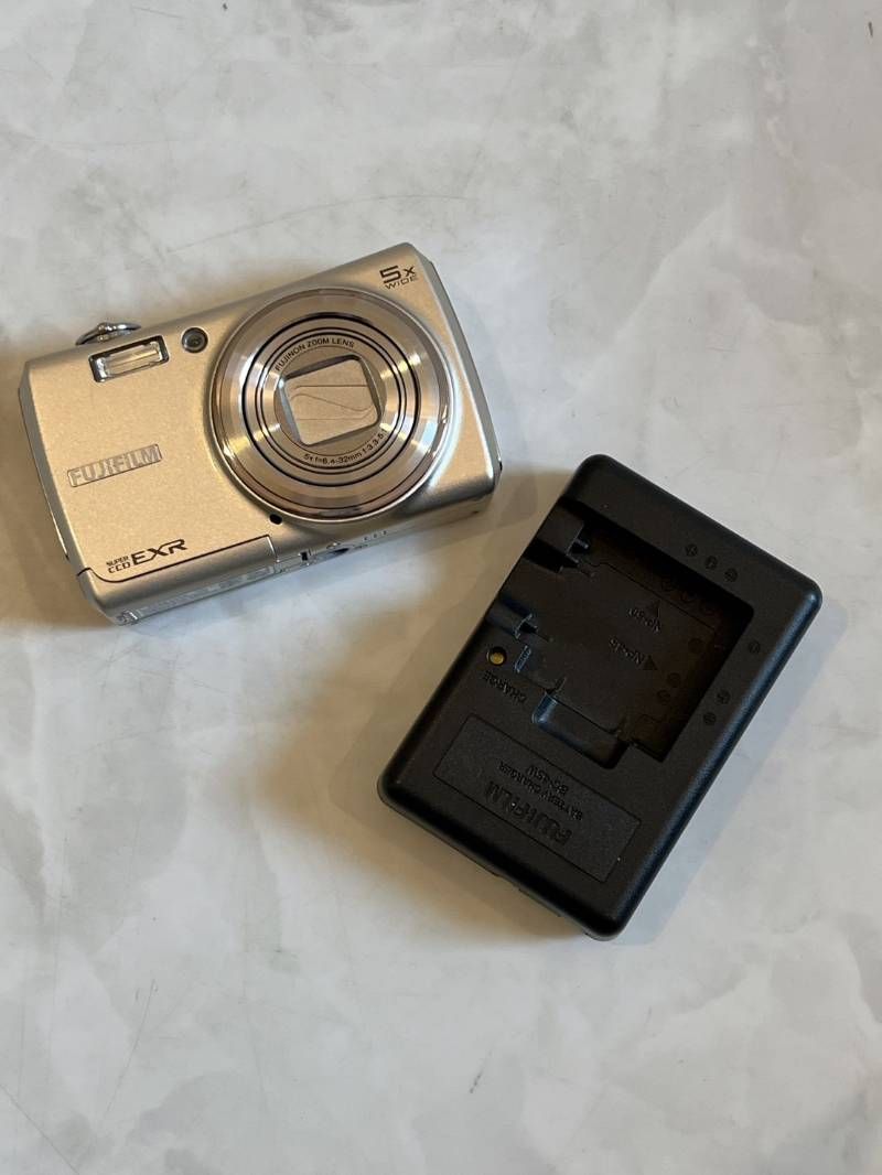 動作確認済 Nikon COOLPIX S230 Nikon COOLPIX S230 コンパクト