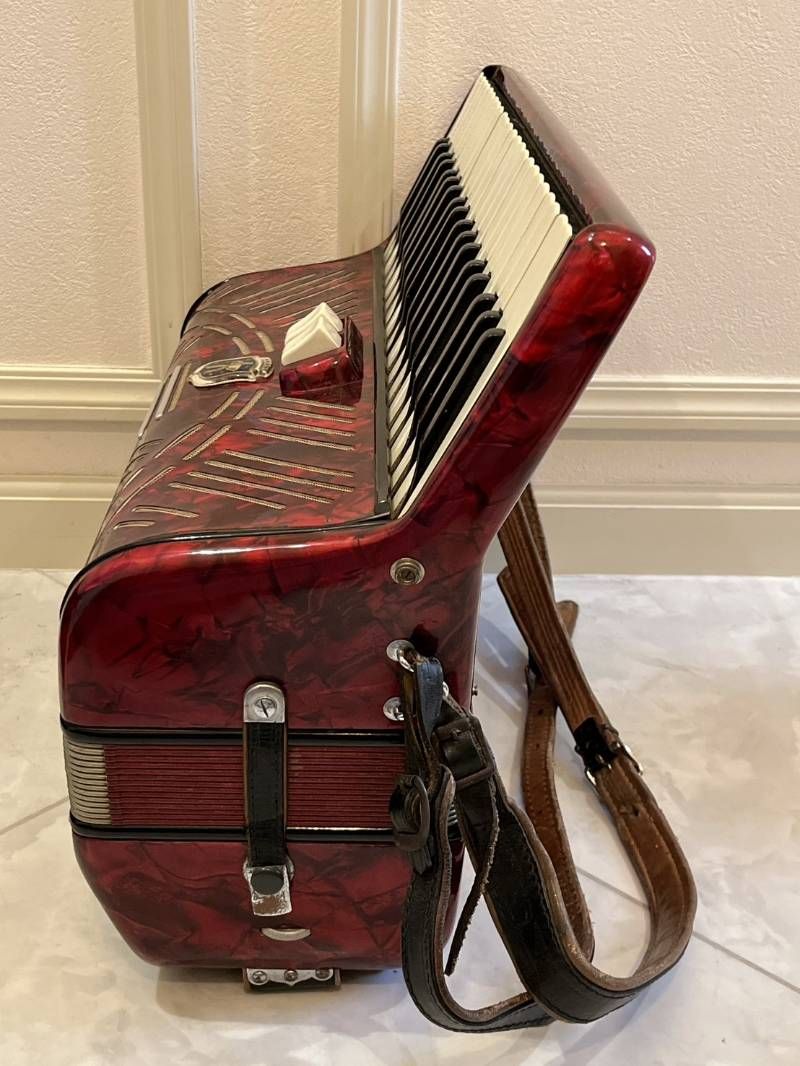 Paolo Soprani アコーディオン 41鍵 イタリア製 パオロ 赤色 ケース付
