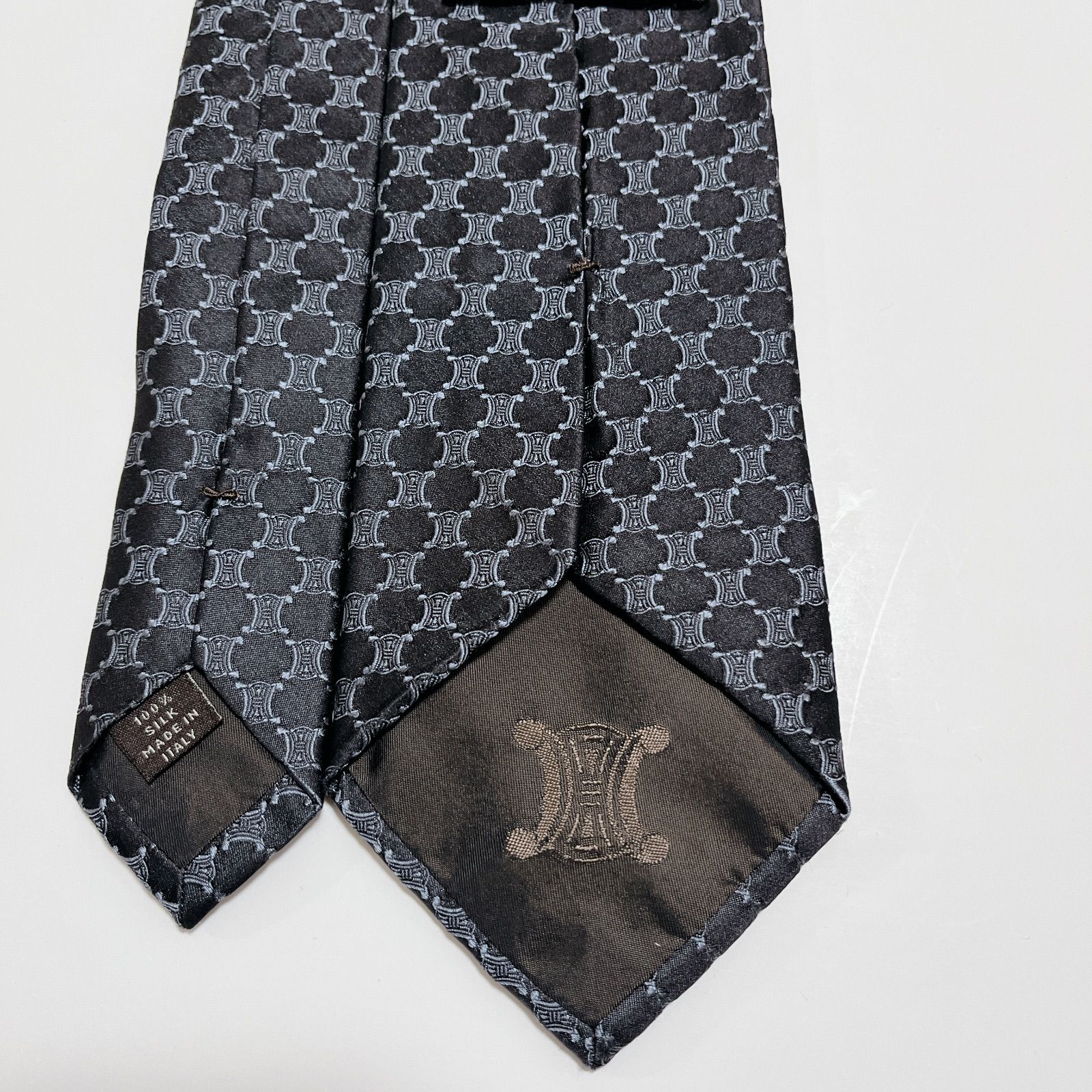 美品 セリーヌ ネクタイ ハイブランド マカダム柄 トリオンフ 光沢