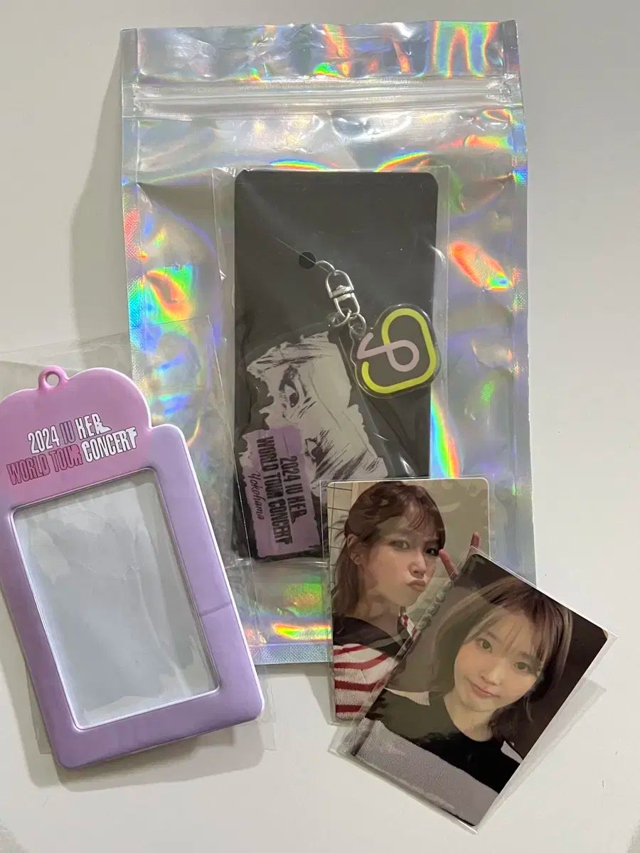 IU アクリルトック ver.1 H.E.R トゥイーティー スマホグリップ 2024