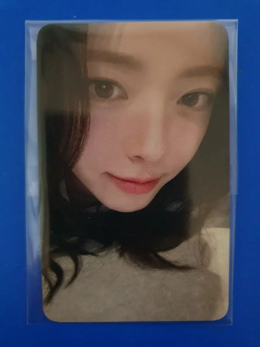 ITZY sneakers ユナ　サノク　トレカ　公開放送トレカ ITZY（イッチ）ユナ（YUNA）トンネル ビジョン 公開放送 サノク トレカ