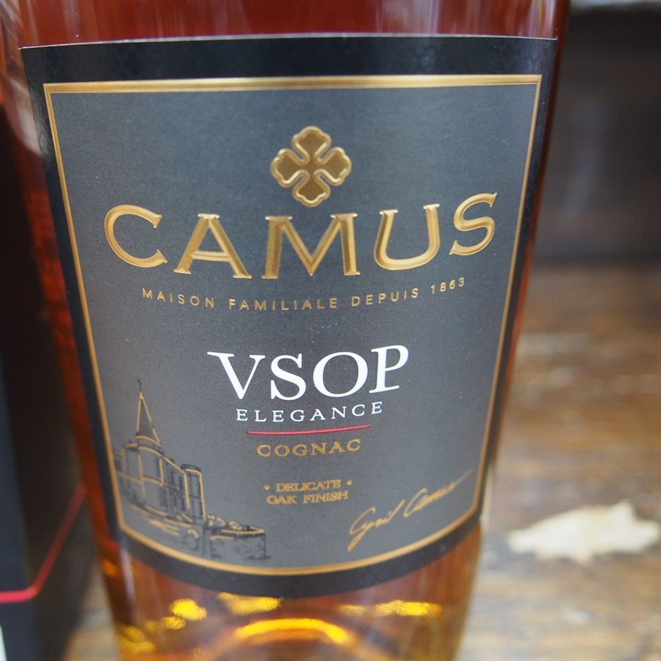【未開栓】CAMUS & MARTELL VSOP ブランデー 未開栓 CAMUS VSOP ブランデー 700ml 箱付 - メルカリ