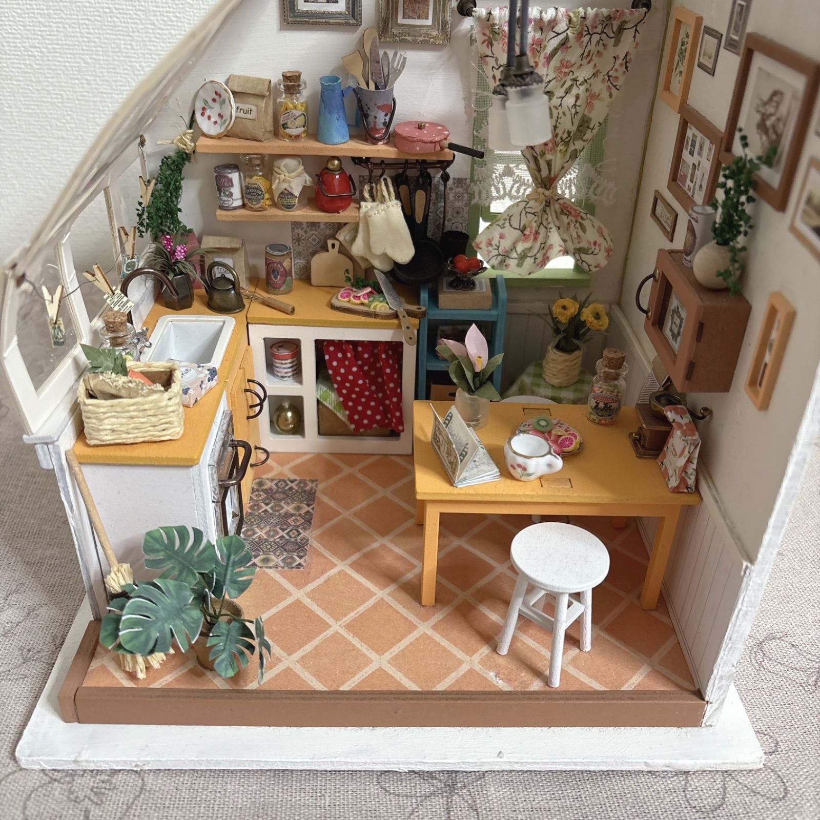 ブラウン ドールハウス ミニチュア ハンドメイド キッチン リビング