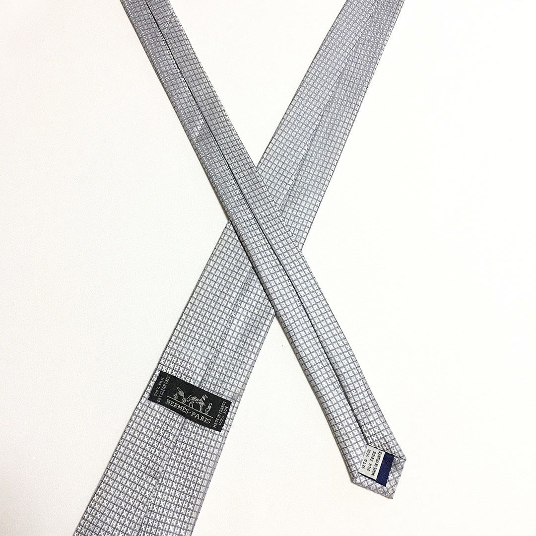 未使用級 エルメス HERMES ネクタイ シルク100% シルバーグレー