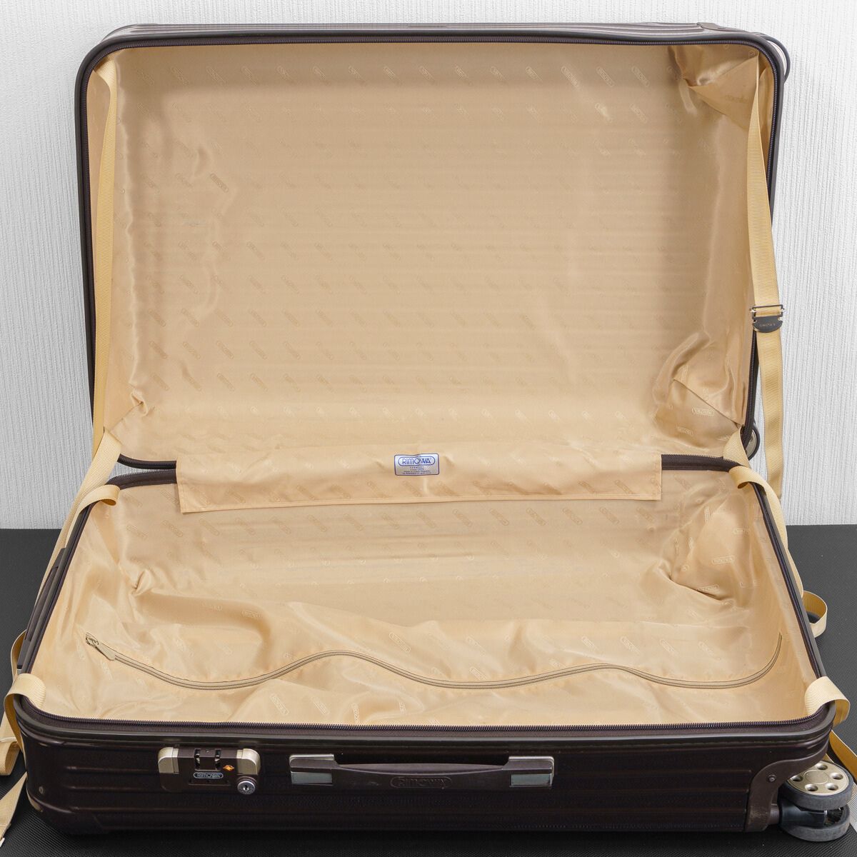 RIMOWA リモワ SALSA DELUXE サルサデラックス 58L 4輪 TSAロック