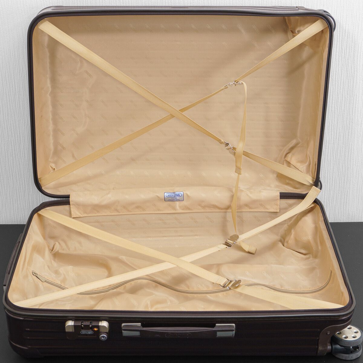 週末セールRIMOWA SALSA サンドゴールドキャリーサルササルサデラックス RIMOWA リモワ SALSA DELUXE サルサデラックス 58L 4輪 TSAロック