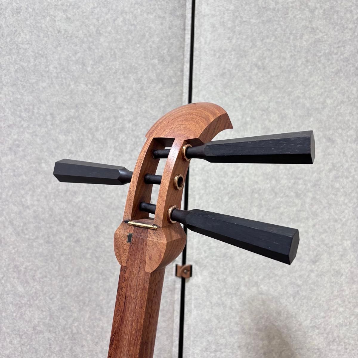 ☆ 津軽三味線 花梨 棹幅:約3.1cm 丸打胴 - メルカリ