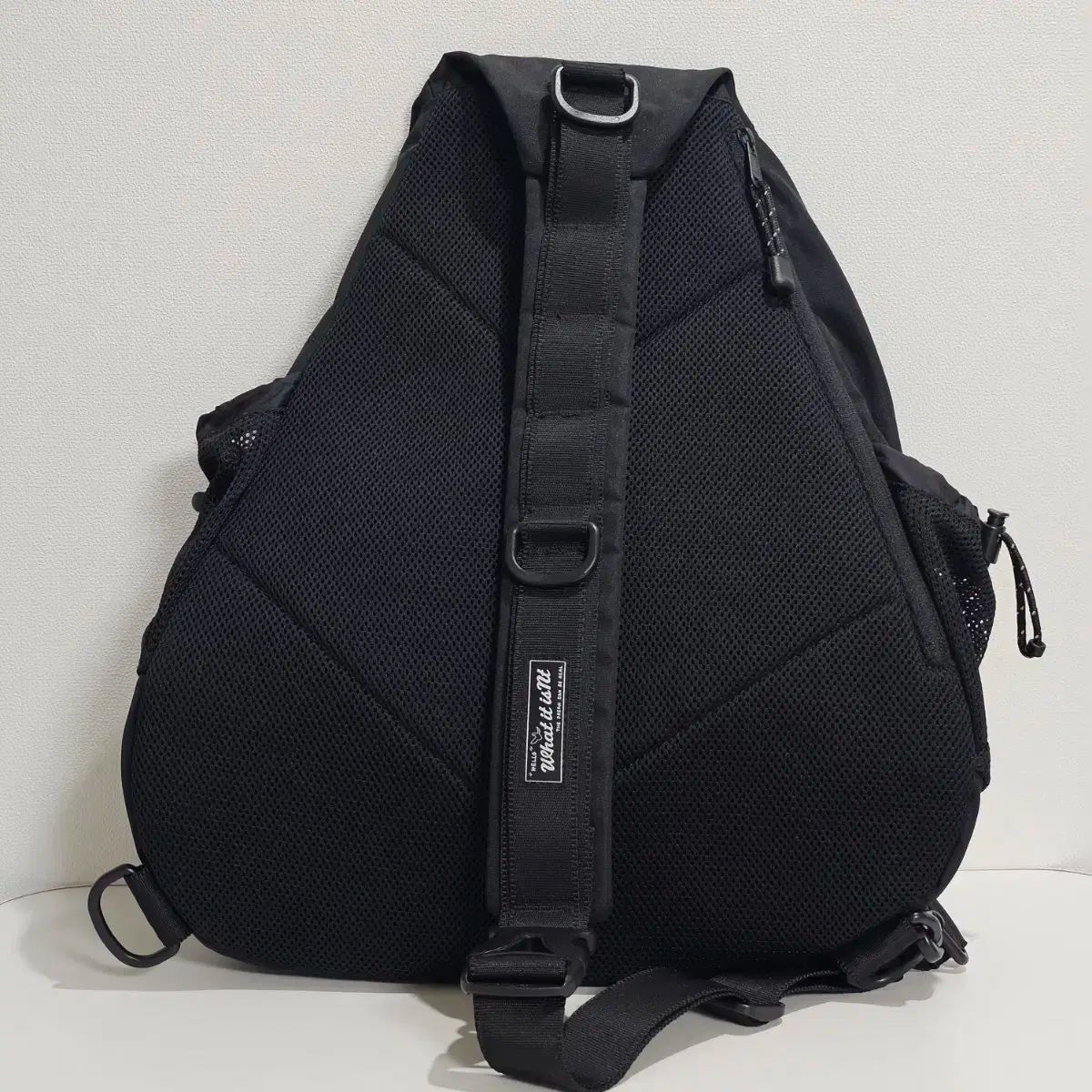 ワットイットイズント ユーティリティ メッセンジャーバッグ