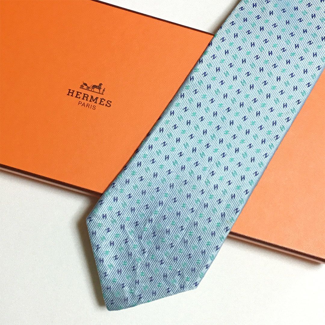 ☆HERMES☆ ターコイズ ネクタイ新品未使用 HERMES（エルメス） ネクタイ CRAVATE FACONNEE 038188T 036321T