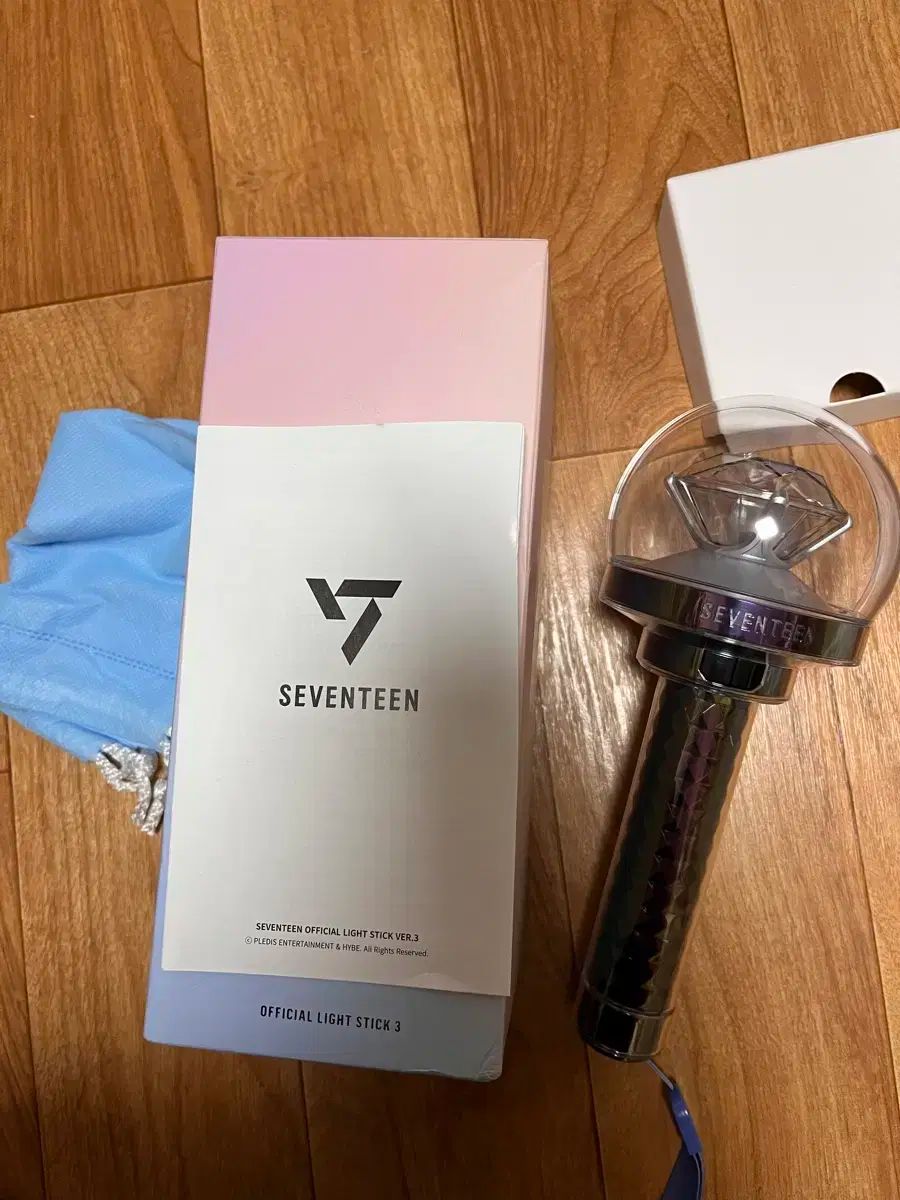 carat棒 SEVENTEEN 10th Anniversary ペンライト 楽天市場】SEVENTEEN - OFFICIAL LIGHT STICK VER. 3 10th Anniv