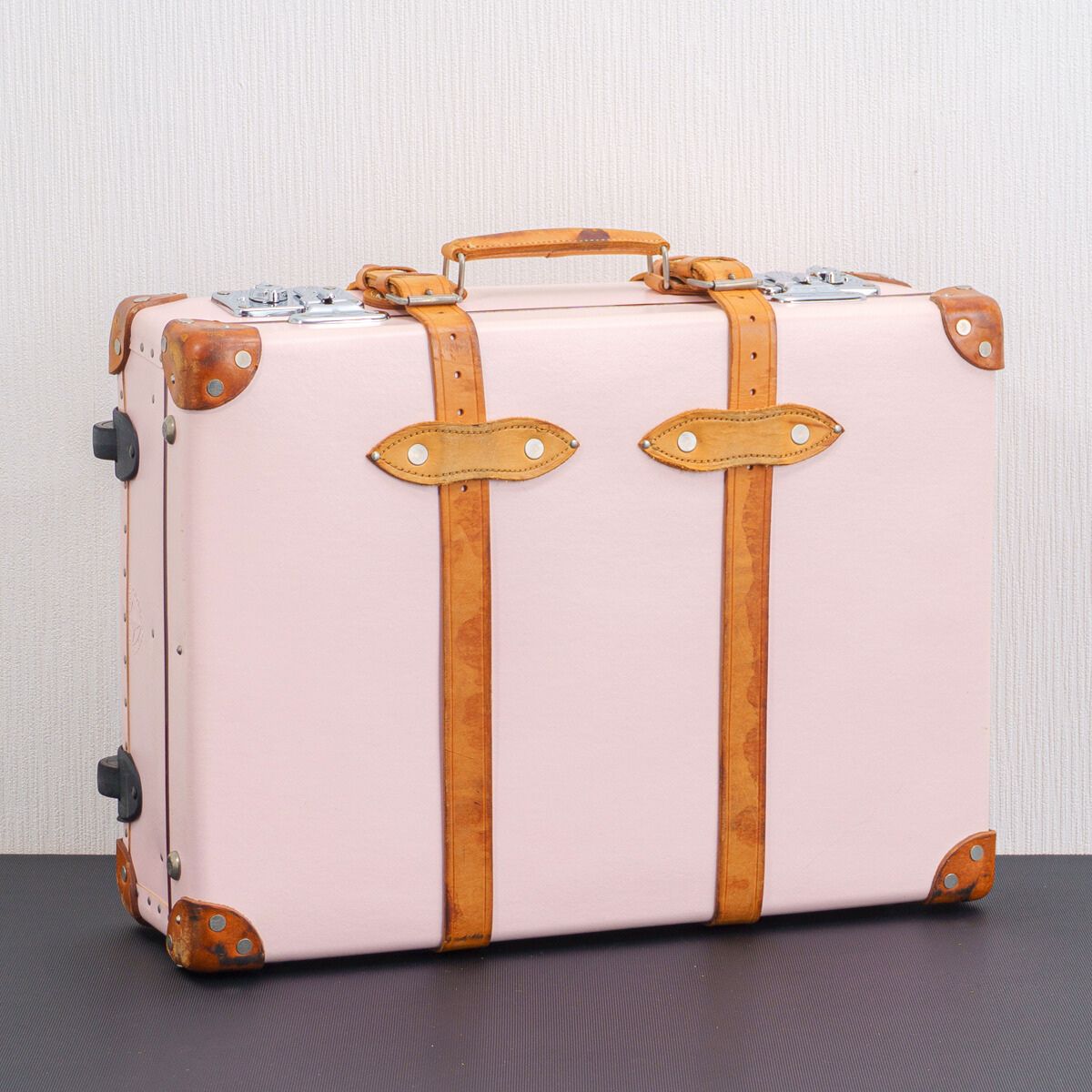 GLOBE-TROTTER グローブトロッター ANASTASIA アナスタシア リバティ