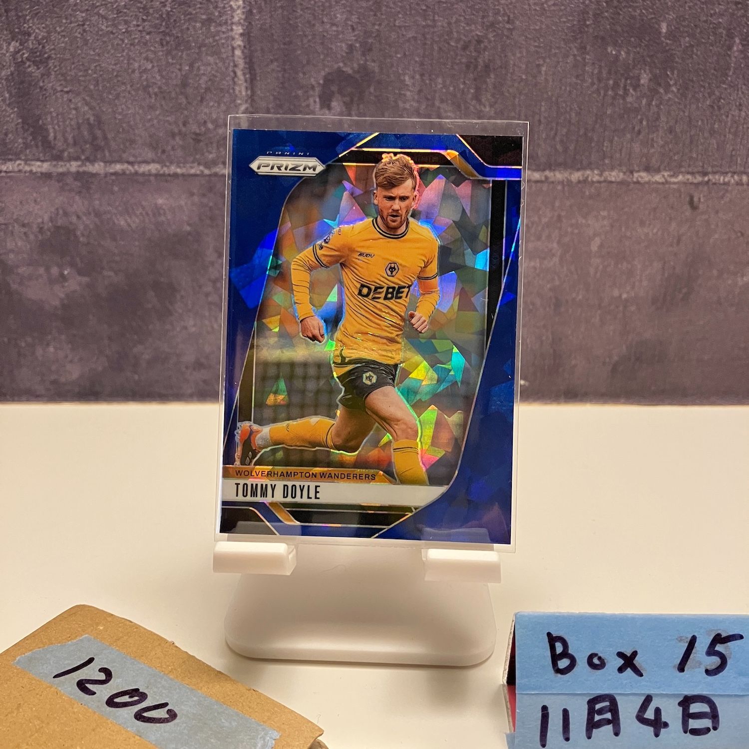 2024 Panini Tommy Doyle 49/75 Wolverhampton Wanderers Blue Cracked