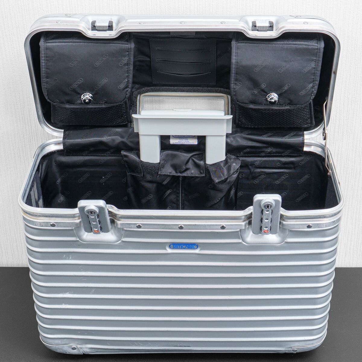RIMOWA リモワ TOPAS トパーズ PILOT パイロットトローリー 36L 2輪