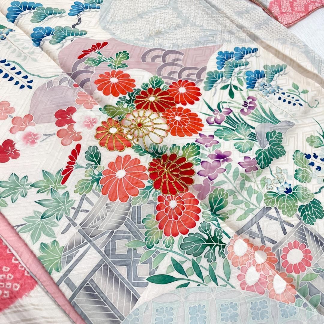 振袖・長襦袢 2点セット 正絹 絞り 刺繍 金彩 四季草花 オフホワイト