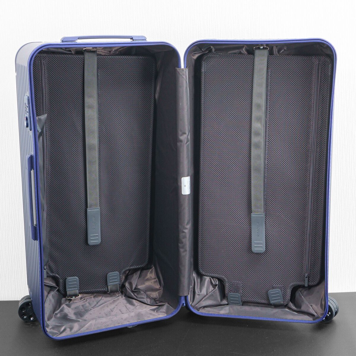 RIMOWA リモワ Essential Trunk Plus エッセンシャル トランクプラス