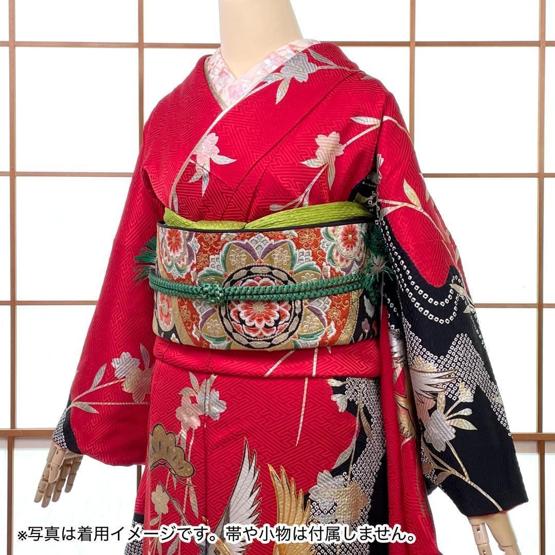 振袖・長襦袢 2点セット 正絹 金彩 刺繍 絞り 群鶴 深い赤 振袖・長襦袢 2点セット 正絹 金彩 刺繍 絞り 群鶴 深い赤